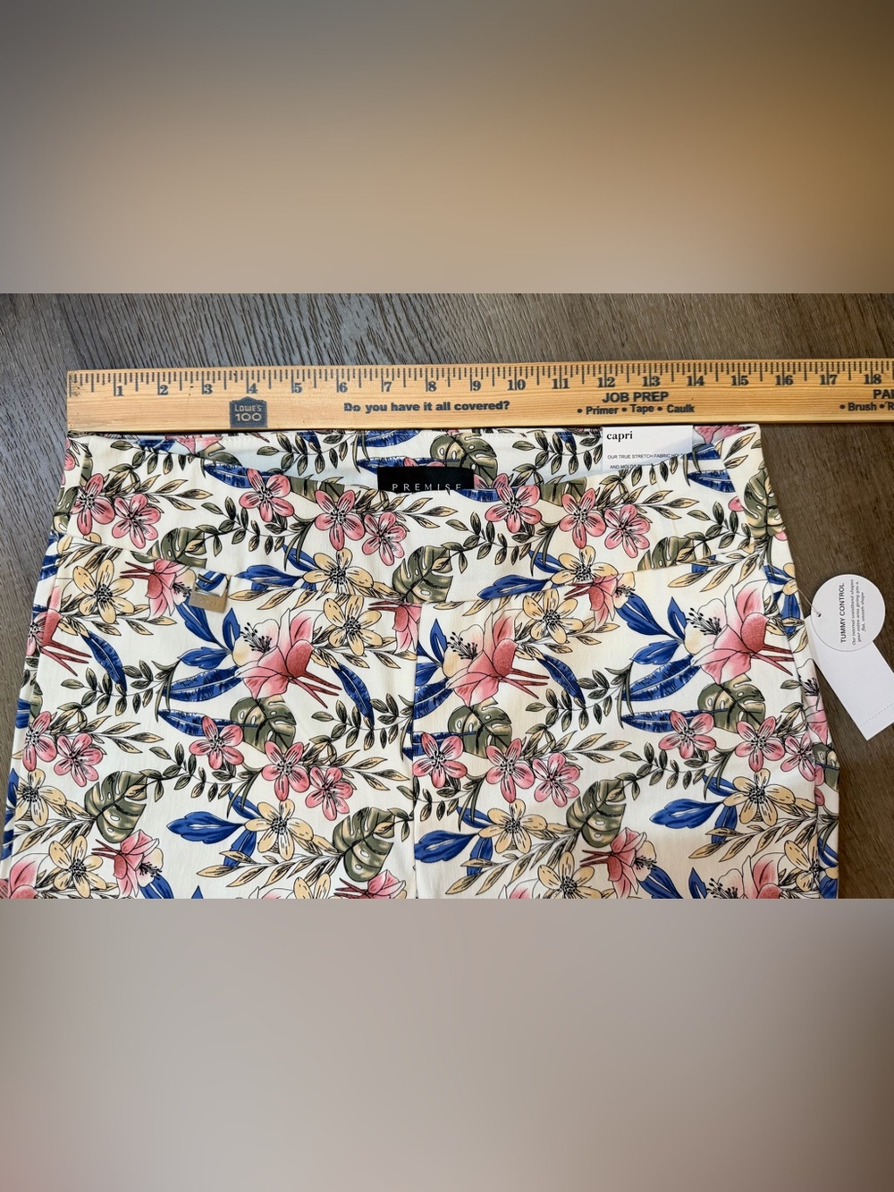 Premise ππ Capri Tropical Floral Stretch Tummy Control Pull-On Size Medium - Picture 10 of 15